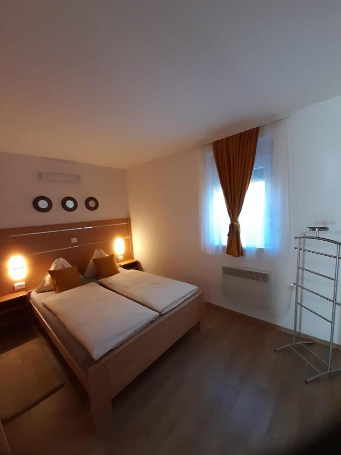 Apartmani Lotus เวิร์ดนิค ภายนอก รูปภาพ