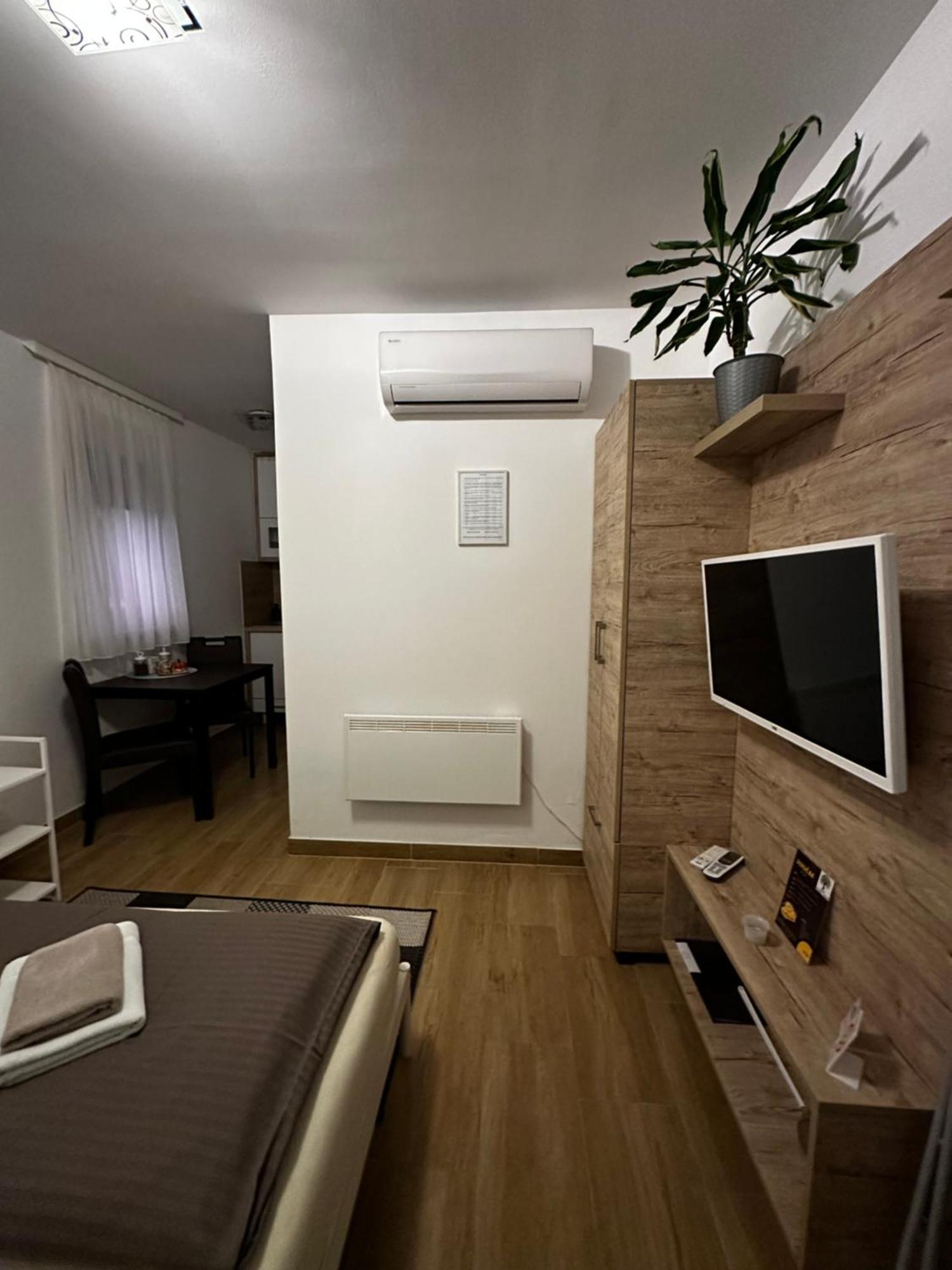 Apartmani Lotus เวิร์ดนิค ภายนอก รูปภาพ