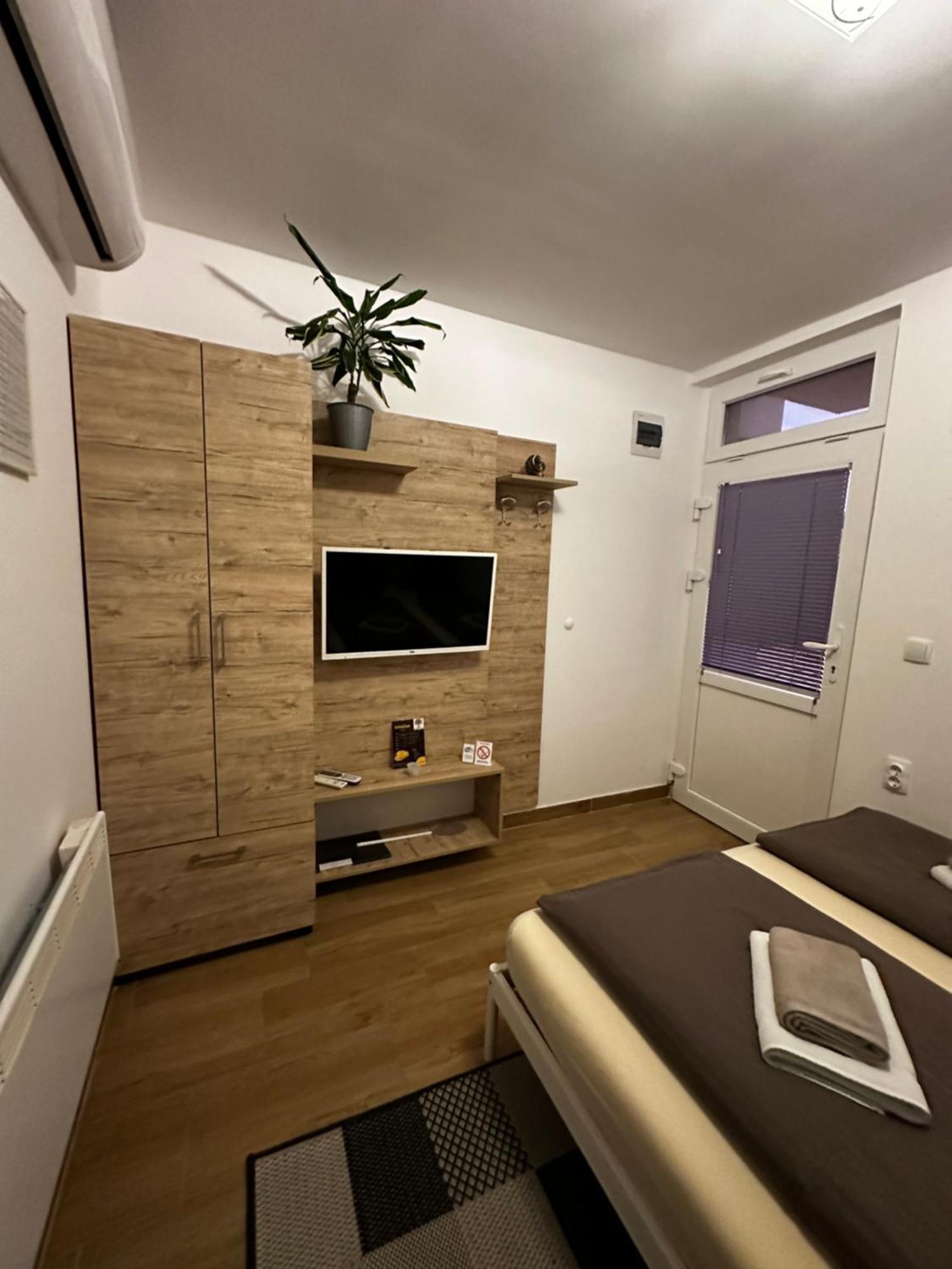 Apartmani Lotus เวิร์ดนิค ภายนอก รูปภาพ