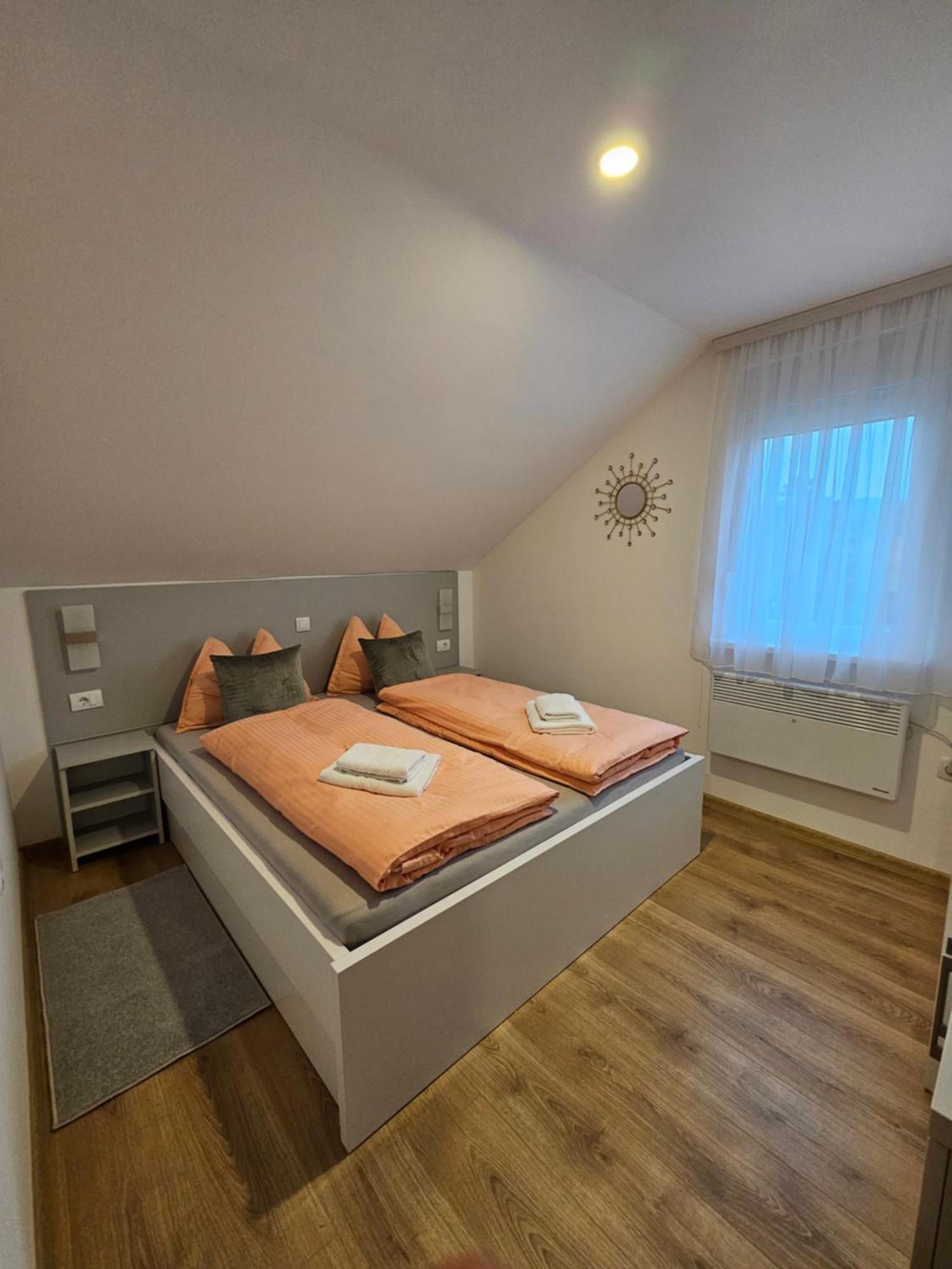 Apartmani Lotus เวิร์ดนิค ภายนอก รูปภาพ