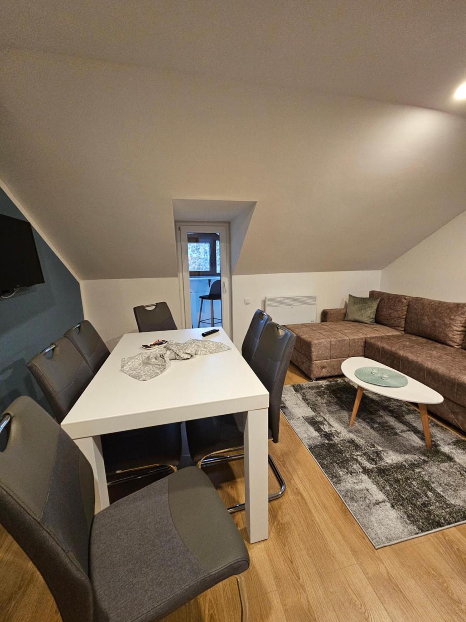 Apartmani Lotus เวิร์ดนิค ภายนอก รูปภาพ