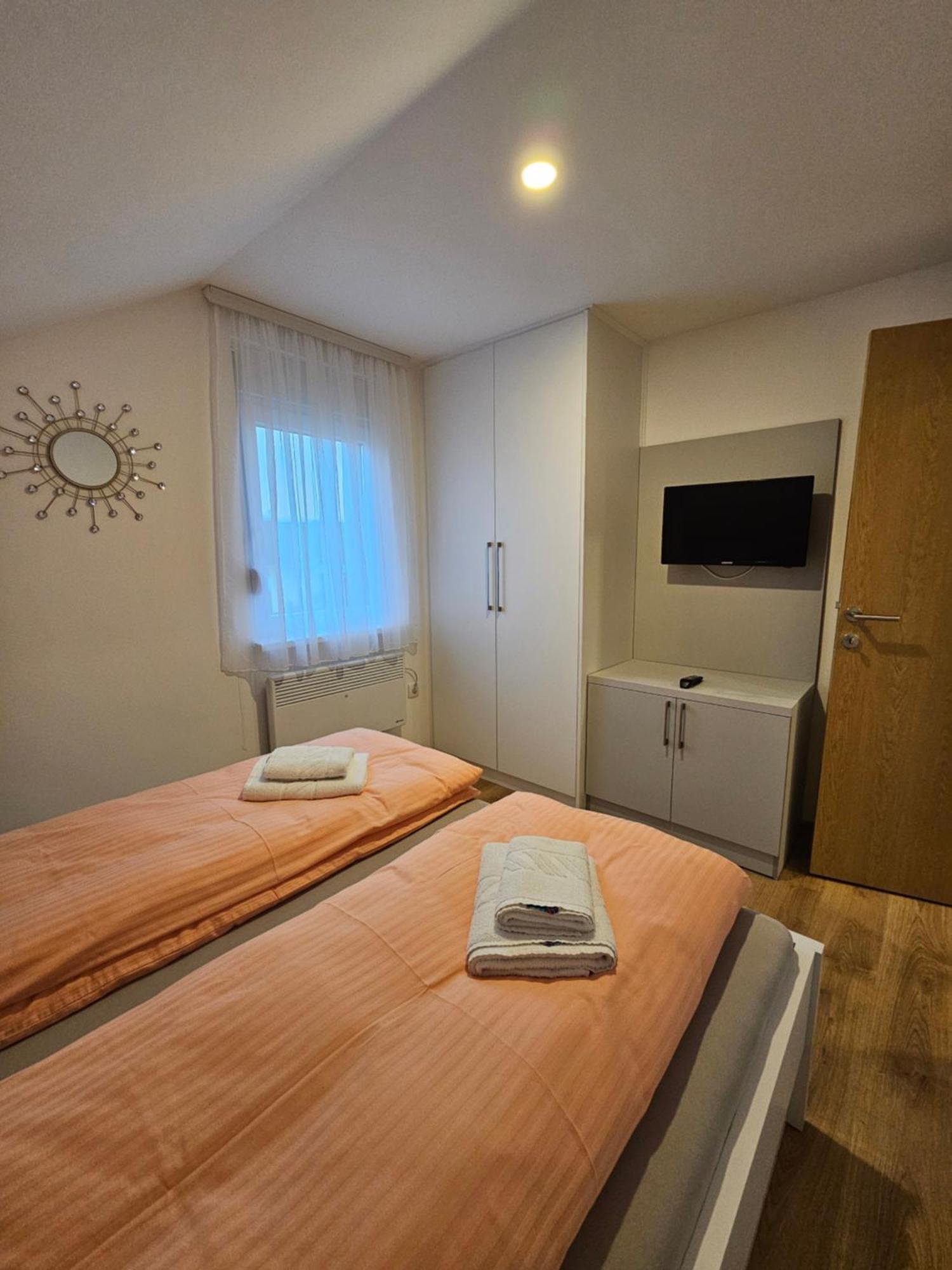 Apartmani Lotus เวิร์ดนิค ภายนอก รูปภาพ